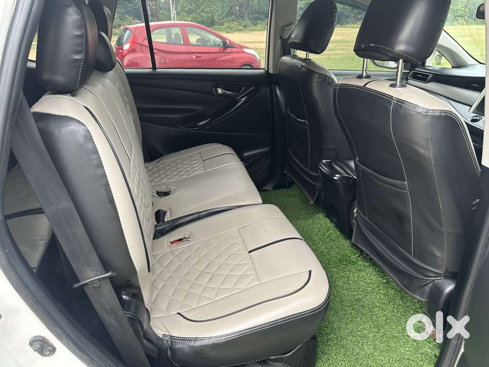 Toyota Innova Crysta 2.4 G Mt 8s, 2019, Diesel
