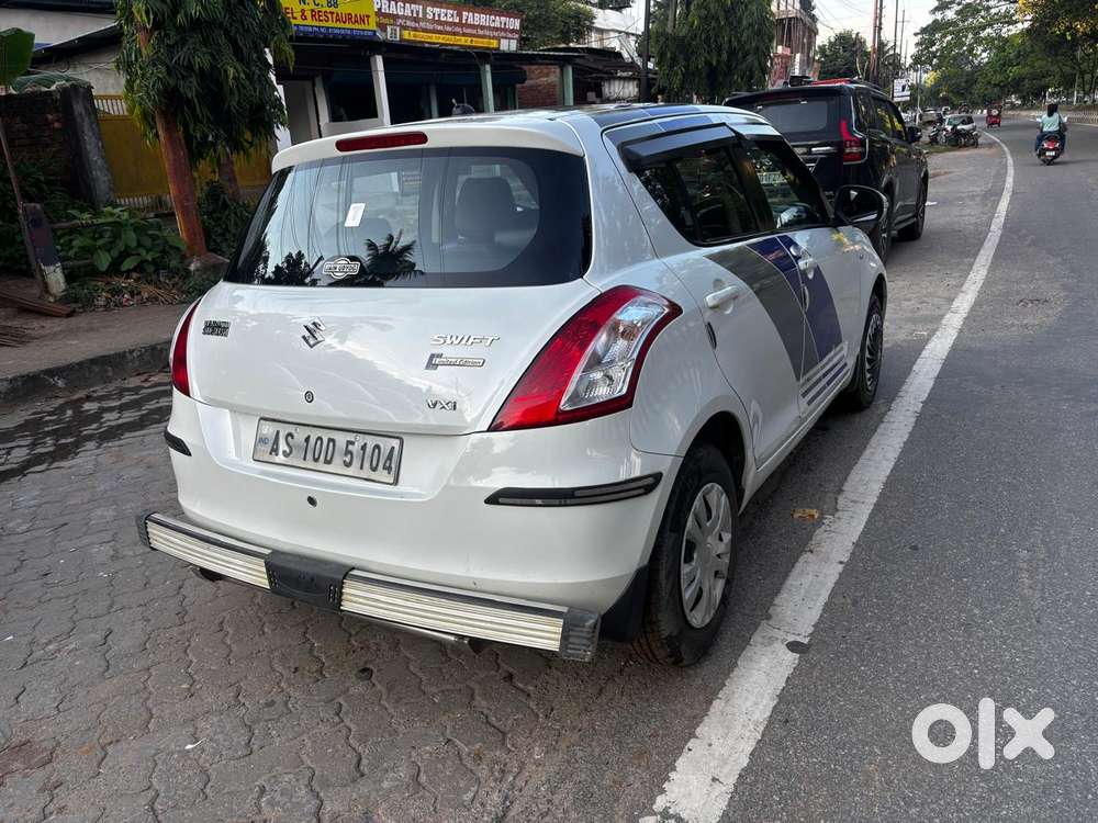 Maruti Suzuki Swift Vxi Glory Limited Edition, 2018, Petrol