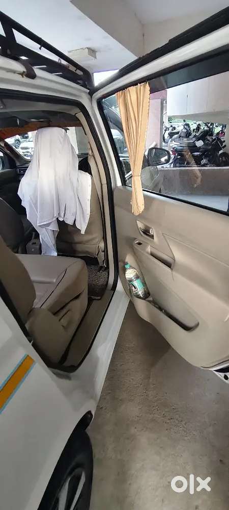 Maruti Suzuki Ertiga Vxi 2022