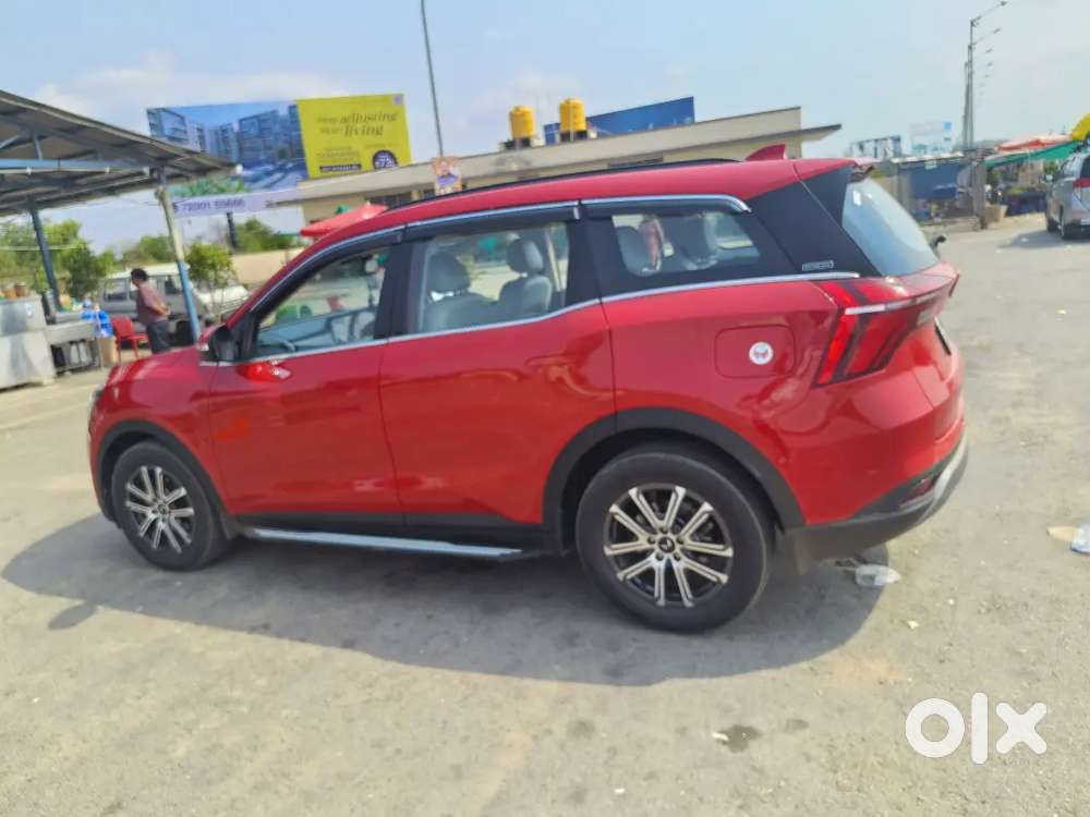 Mahindra Xuv700 2025 Petrol 15000 Km Driven