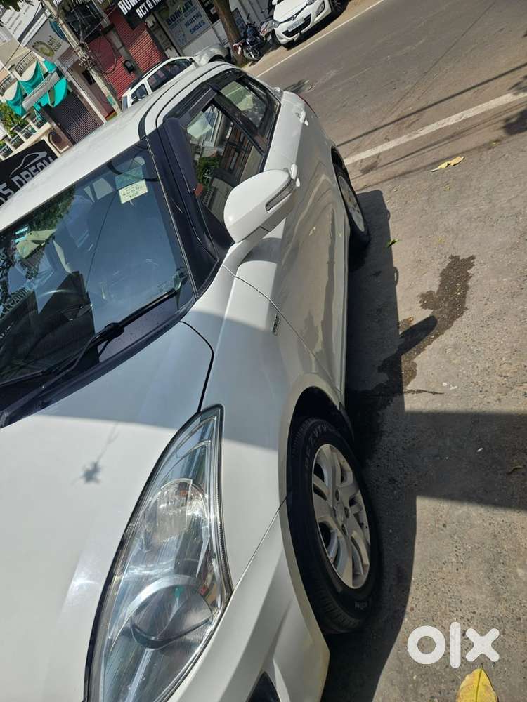 Maruti Suzuki Swift Dzire 2012 Diesel Well Maintained