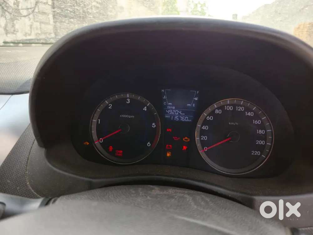 Hyundai Verna Fludic 1.6 Diesel