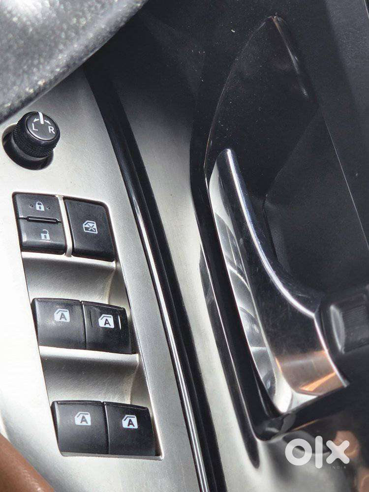 Toyota Innova Crysta 2.4 V, 2018, Diesel