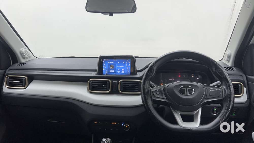 Tata Punch Accomplished Dazzle Sunroof Cng, 2024, Cng & Hybrids