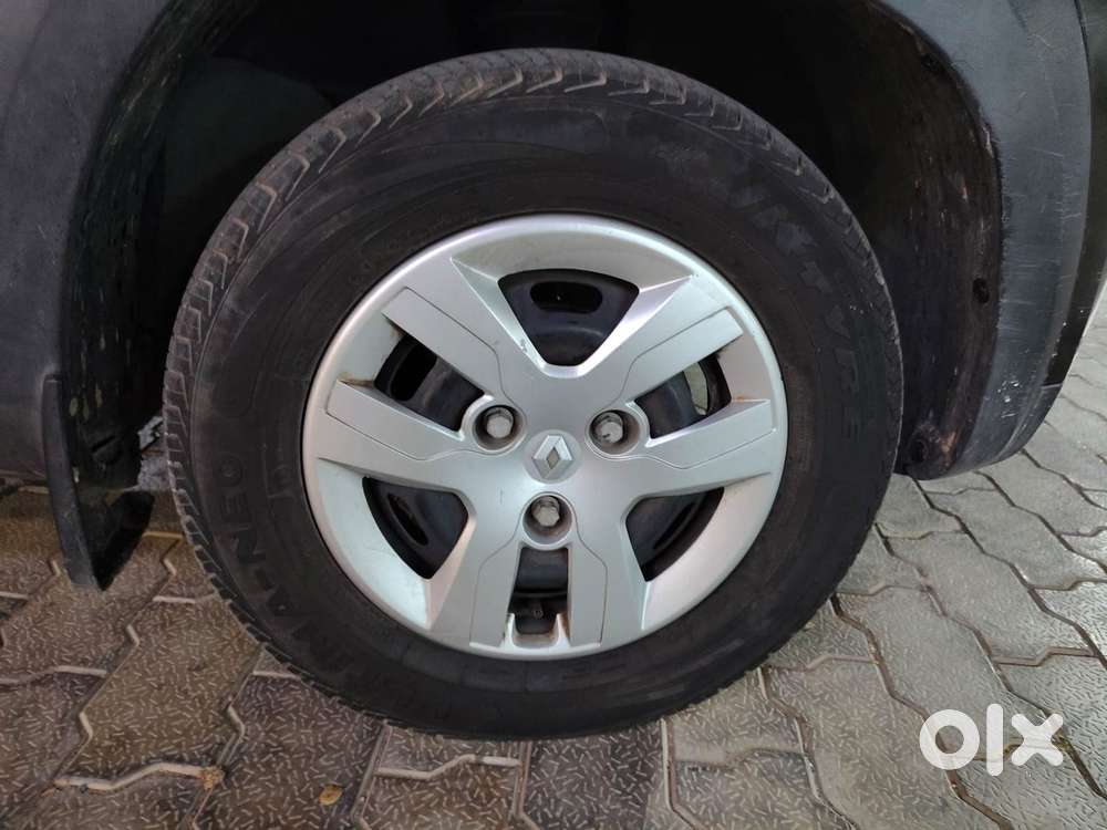 Renault Kwid 2019-ongoing 1.0 Rxt (o), 2017, Petrol