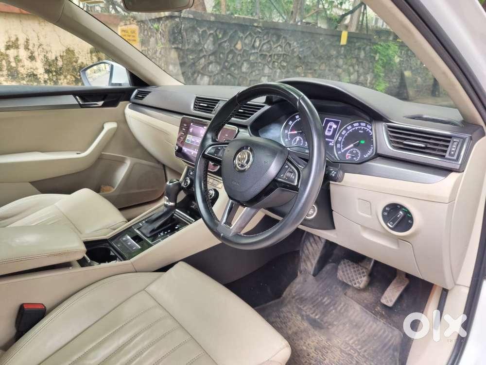 Skoda Superb Style 1.8 Tsi At, 2018, Petrol