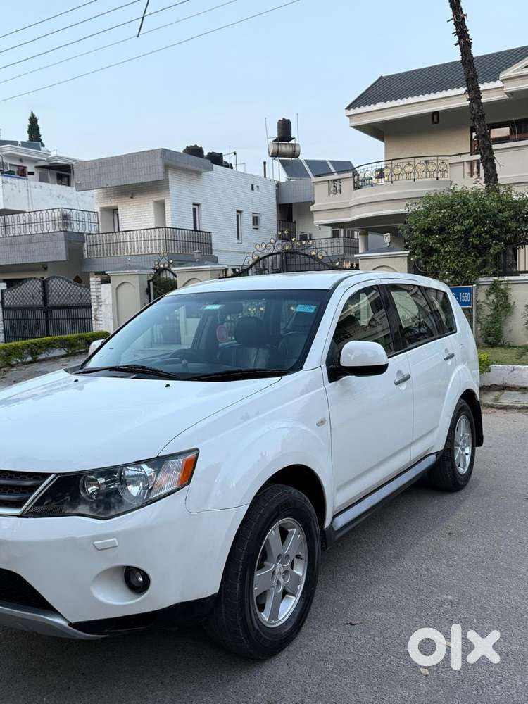 Mitsubishi Outlander 2.4 Cvt, 2009, Petrol
