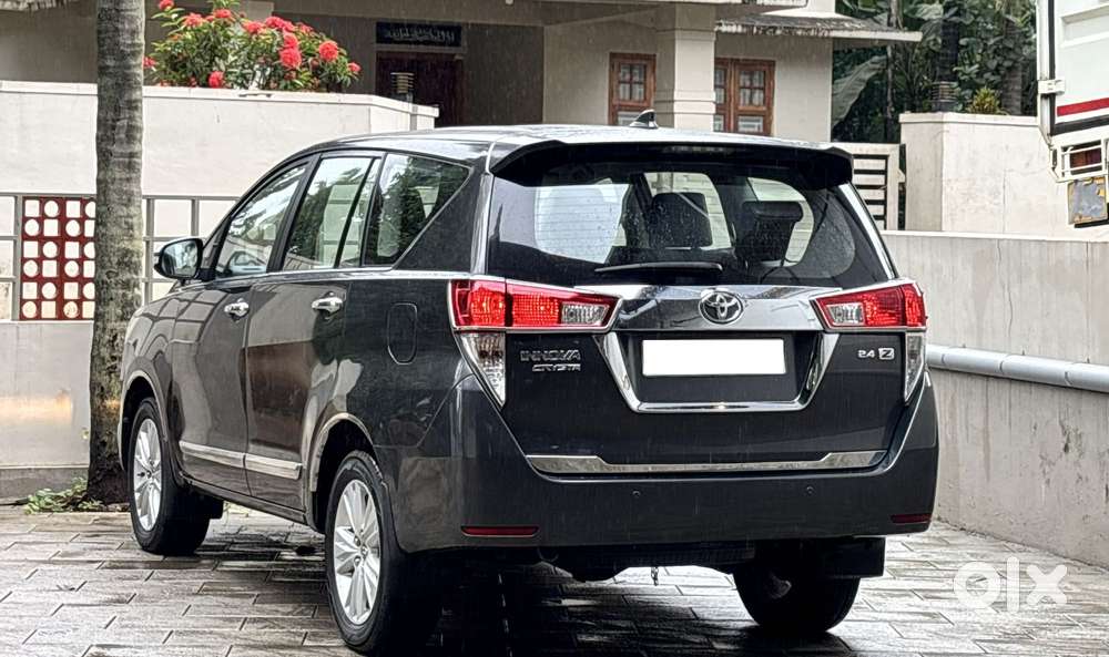 Toyota Innova Crysta 2.4 Zx Mt, 2016, Diesel