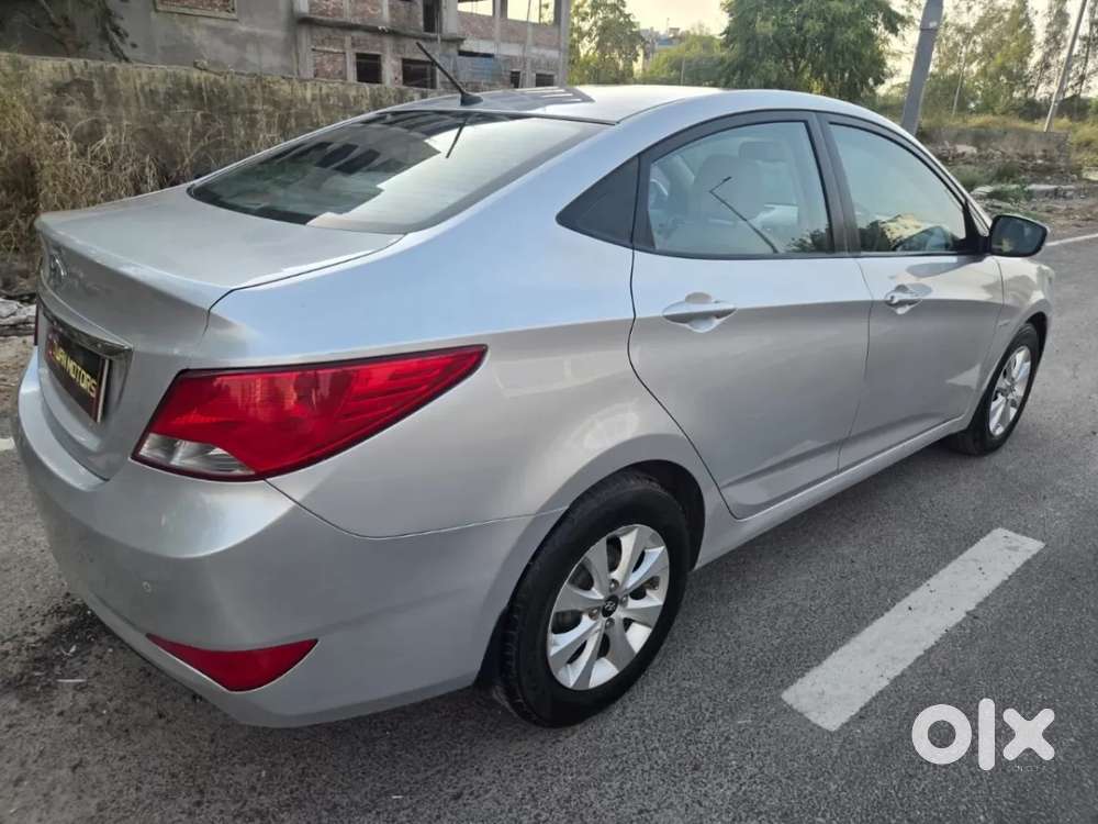 Hyundai Verna 1.6 Vtvt Sx, 2016, Petrol