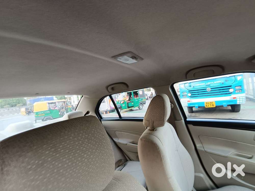 Maruti Suzuki Swift Dzire 1.2 Vxi Bsiv, 2014, Petrol