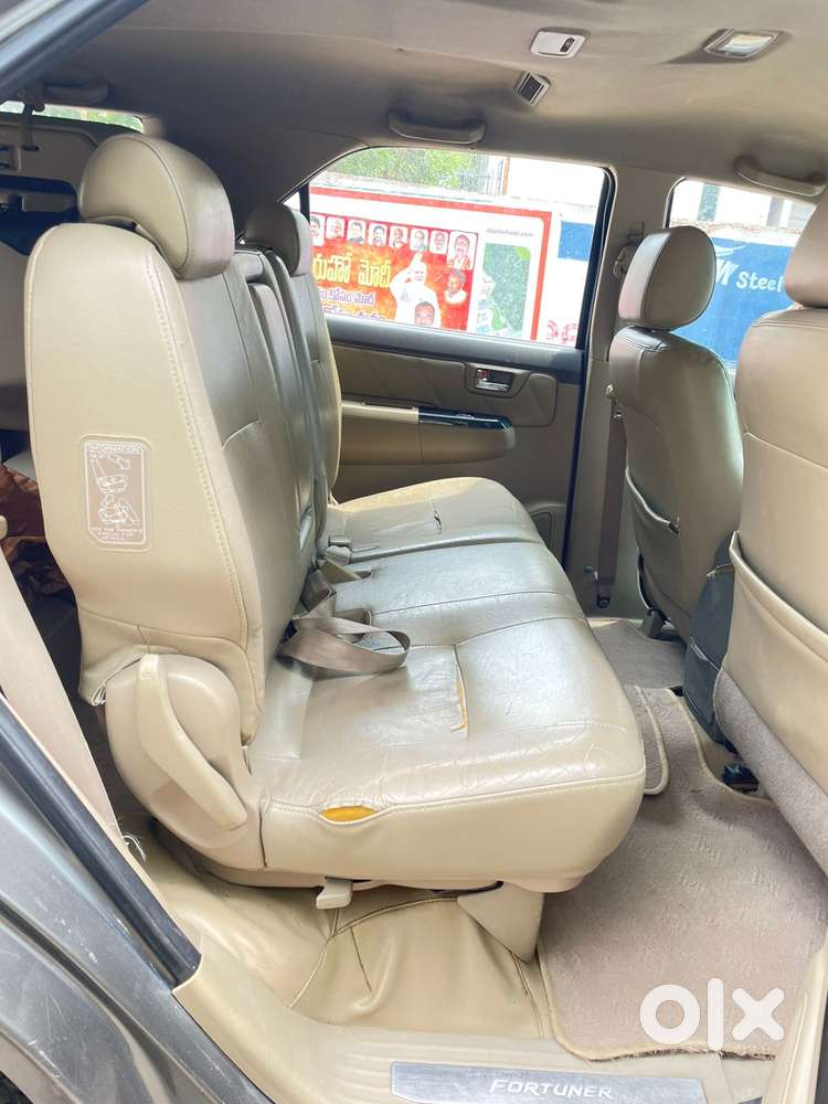 Toyota Fortuner 2011-2016 4x2 Manual, 2012, Diesel