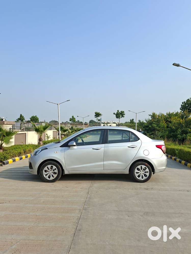 Hyundai Xcent Base 1.2, 2014, Petrol
