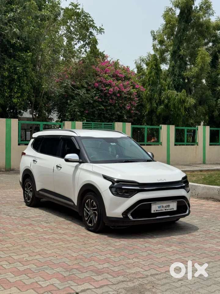 Kia Carens 1.5 Luxury Plus Diesel At 7 Str, 2023, Diesel