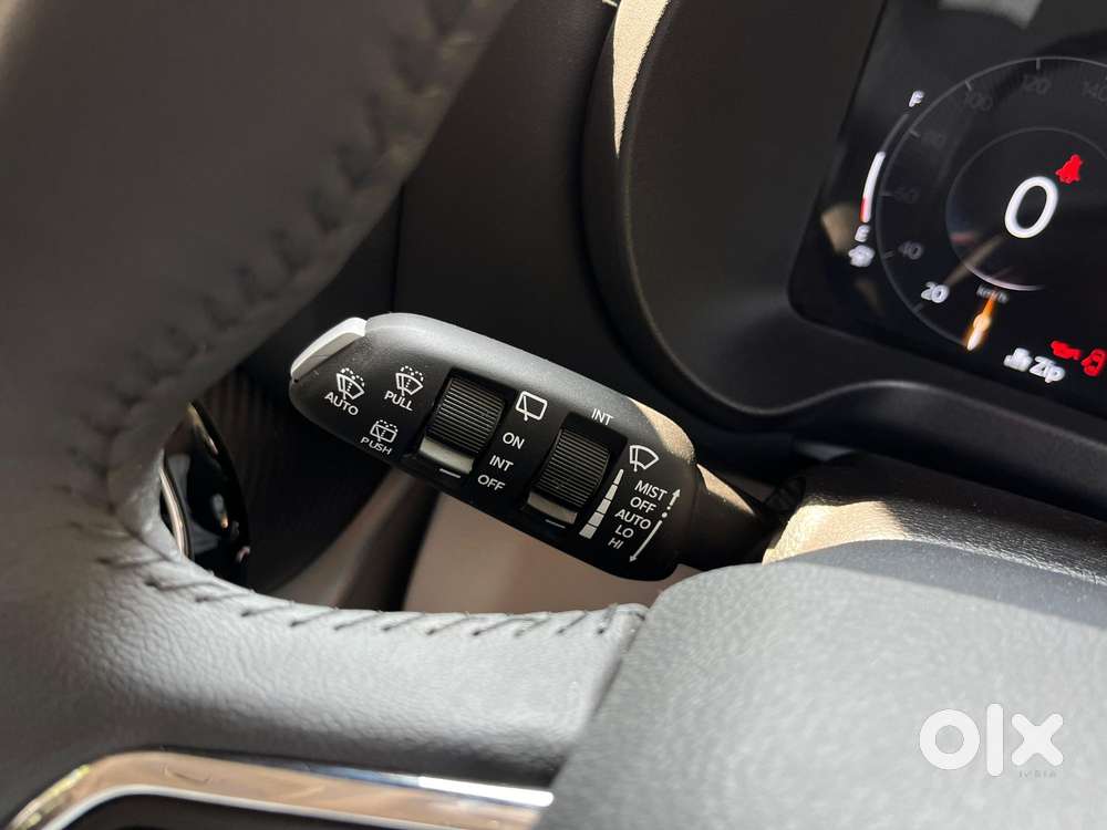 Mahindra Thar Roxx Ax7 L Petrol At 2wd, 2026, Petrol