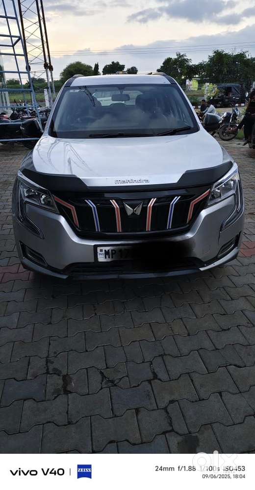Mahindra Xuv700 2024