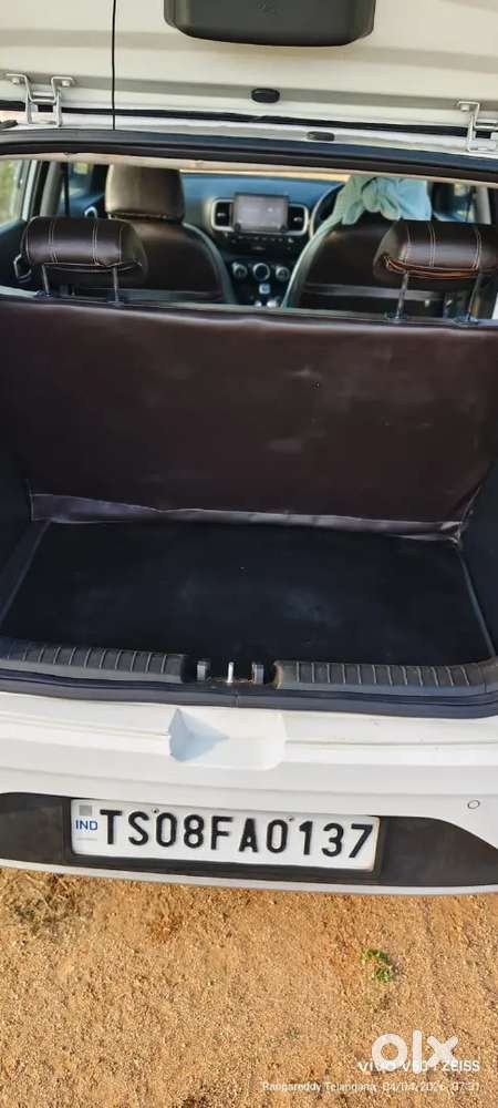Single Hand Showroom Truck Seal Tyre