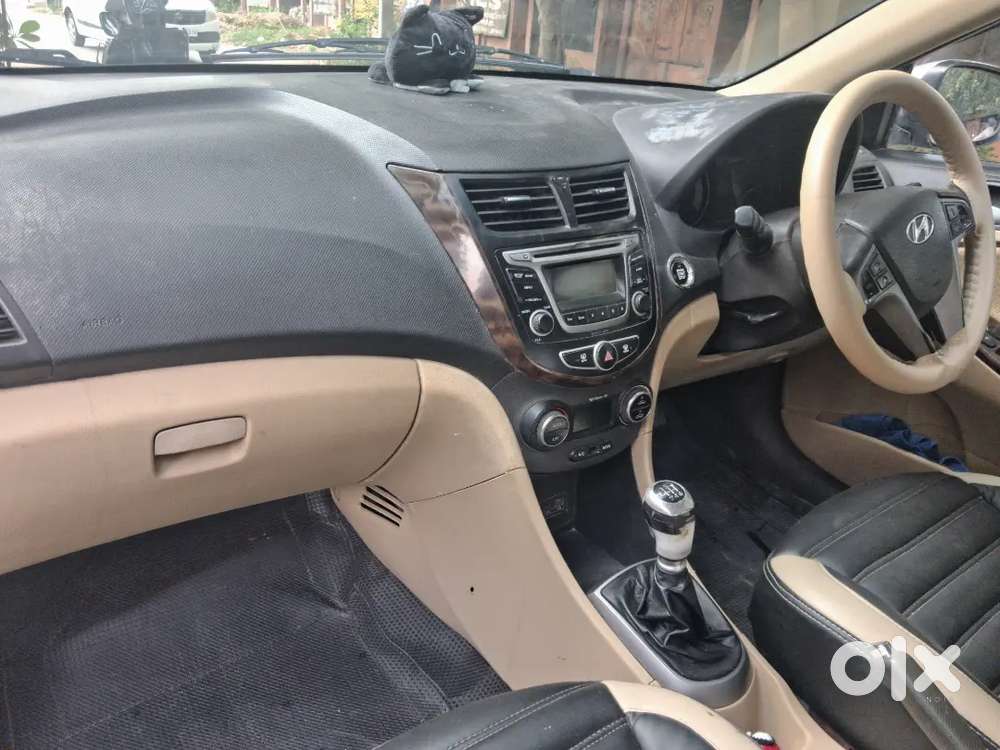 Hyundai Verna Crdi Sx 2015