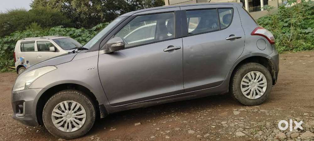 Maruti Suzuki Swift Vxi Optional, 2015, Petrol