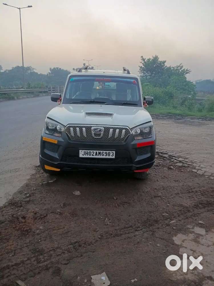 Mahindra Scorpio 2.5 Diesel 2016