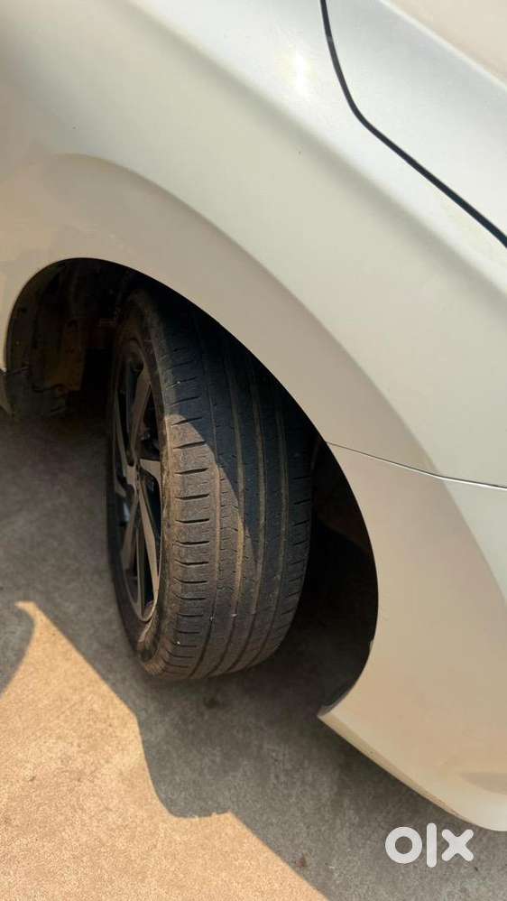 Toyota Glanza 2024 Petrol Well Maintained