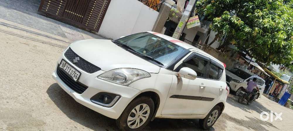 Maruti Suzuki Swift Vxi Abs Bsiv, 2017, Petrol