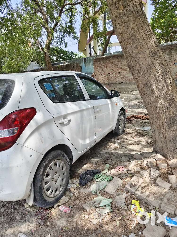Hyundai I20 Magna 2010 Year Sab Pepar Ok H