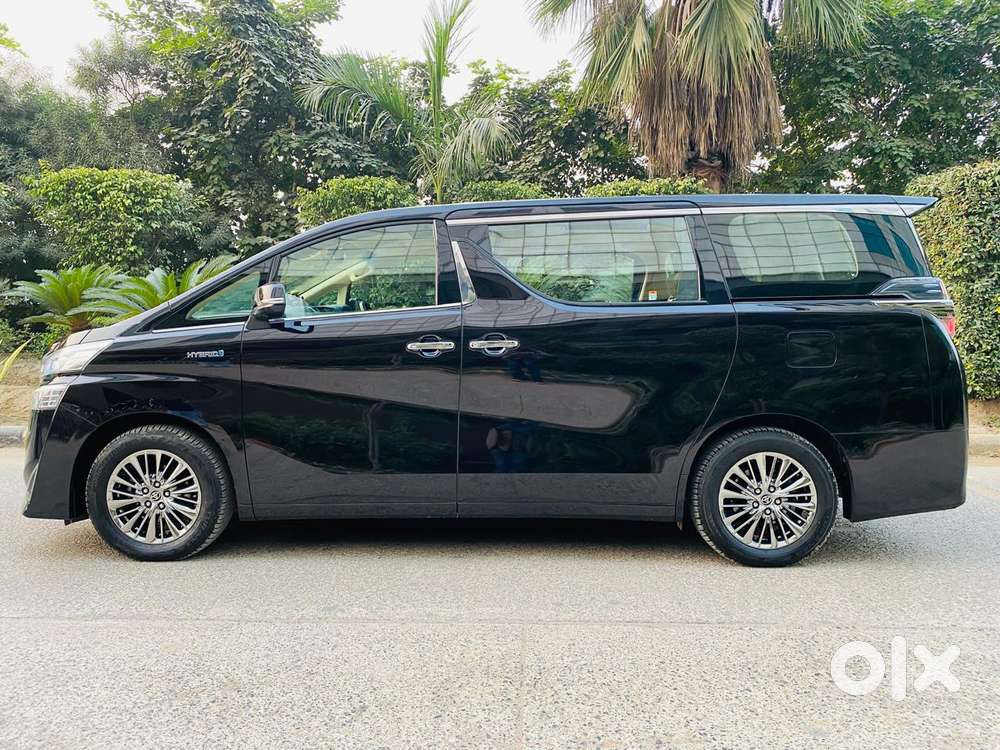 Toyota Vellfire Vip &ndash; Executive Lounge, 2022, Petrol