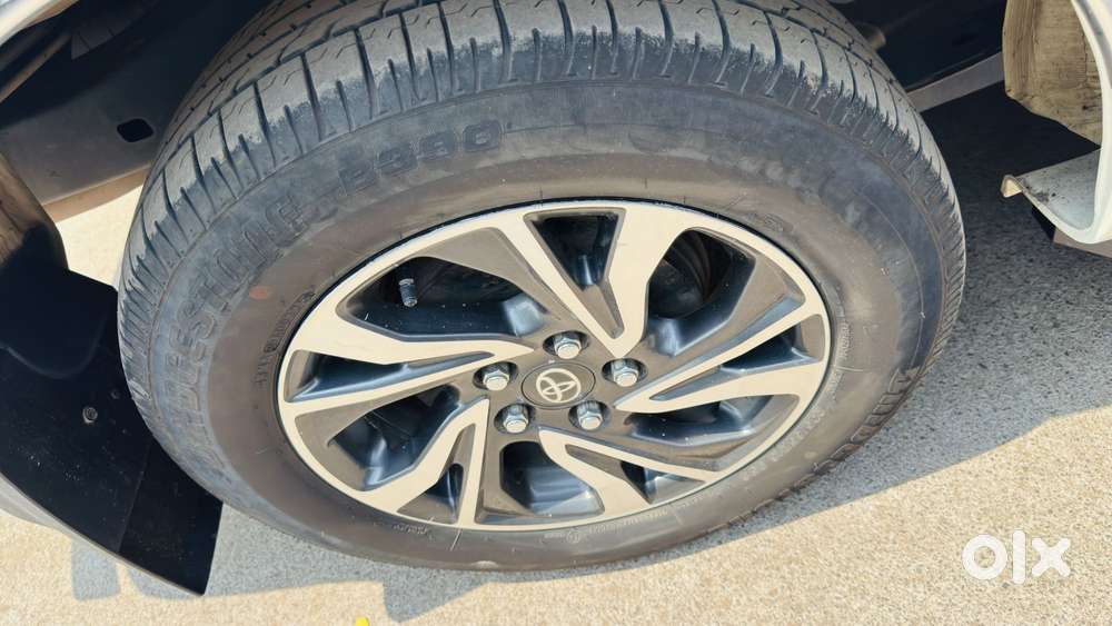 Toyota Innova Crysta [2020-ongoing] 2.4 Vx 7 Str, 2022, Diesel