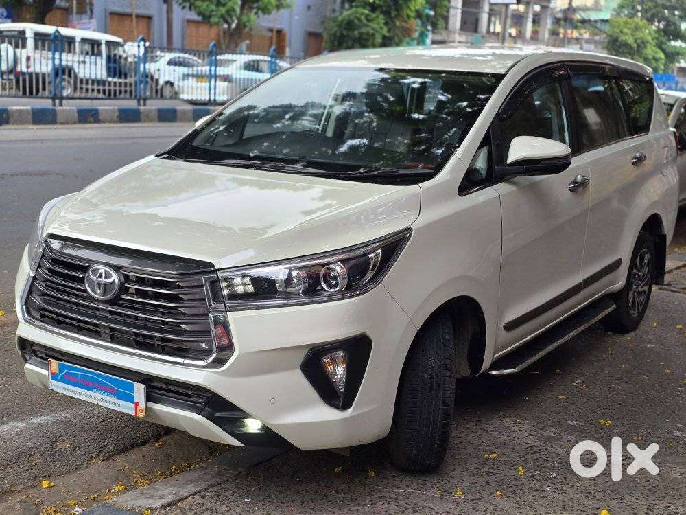 Toyota Innova Crysta [2020-ongoing] 2.4 Vx 8 Str, 2021, Diesel