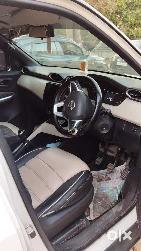 Nissan Magnite White 2021 Xe