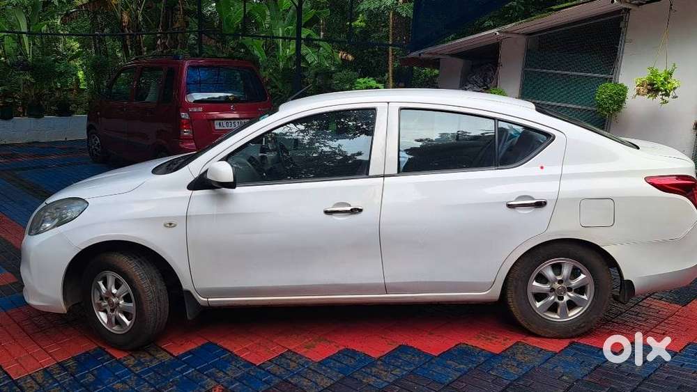 Nissan Sunny Petrol 1.5xl