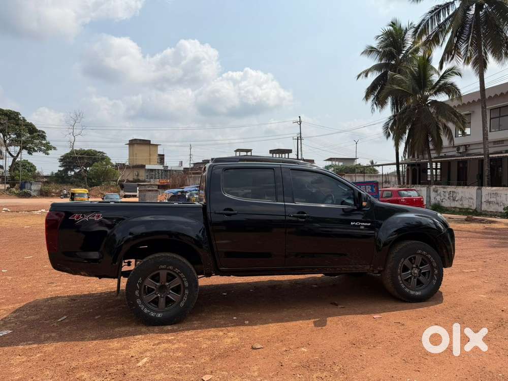 Isuzu V-cross 2018