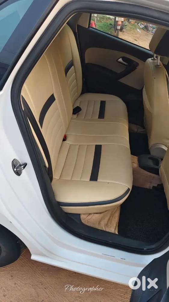 Volkswagen Polo Comfortline 2014