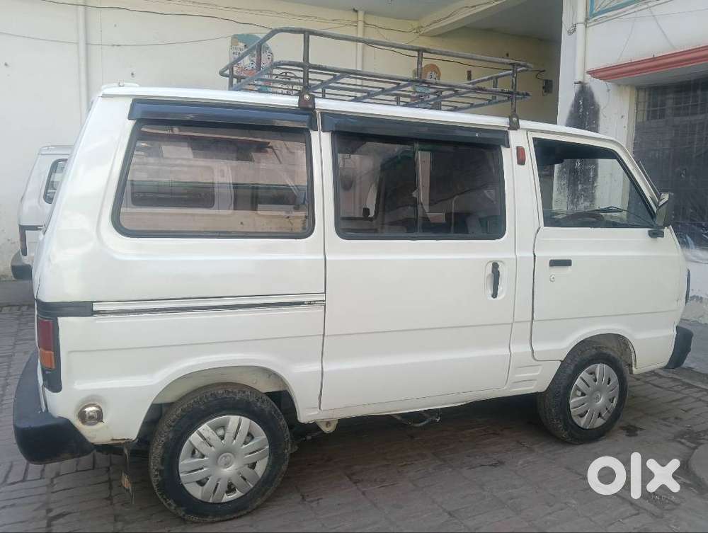 Good Condition With Comfortable Seats And Matted Floor