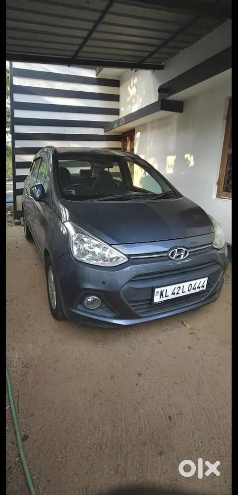Hyundai Grand I10 2015 Petrol 70910 Km Driven