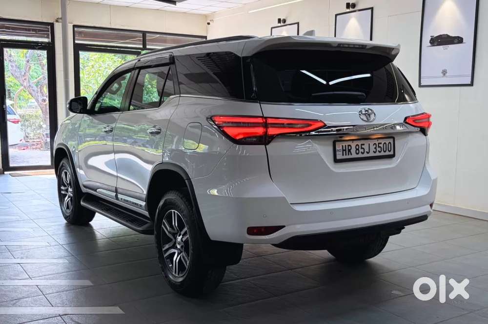 Toyota Fortuner 4x2 At 2.7 Petrol, 2025, Petrol