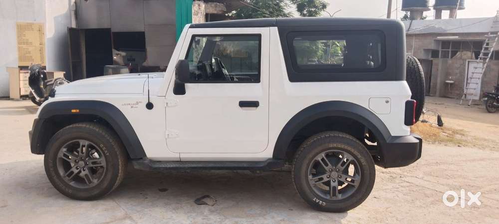 Mahindra Thar Petrol 2024