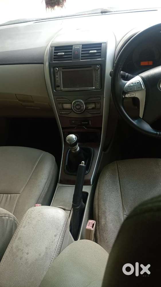 Toyota Corolla Altis 2011 Petrol