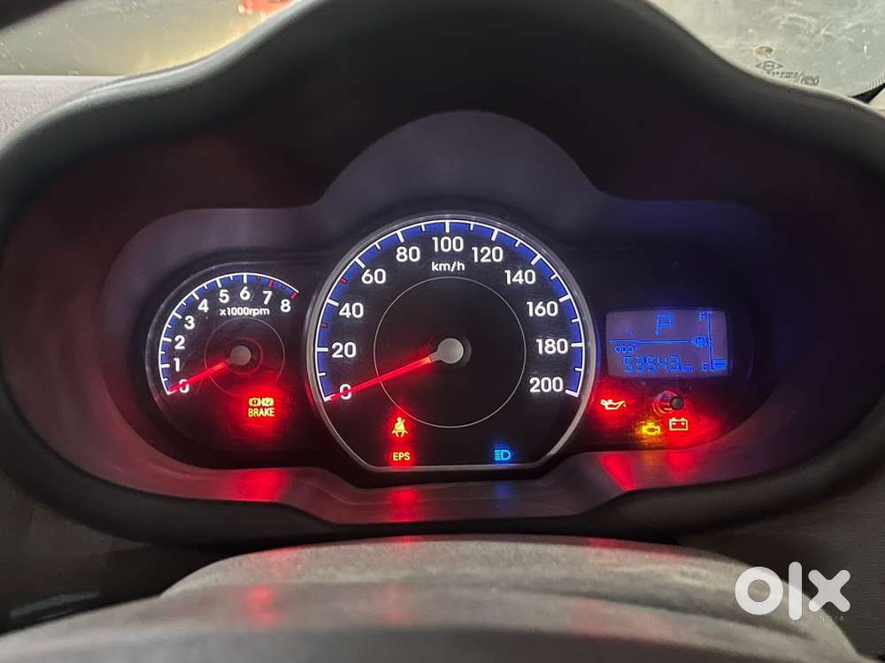 Hyundai I10 Sportz 2012 Petrol