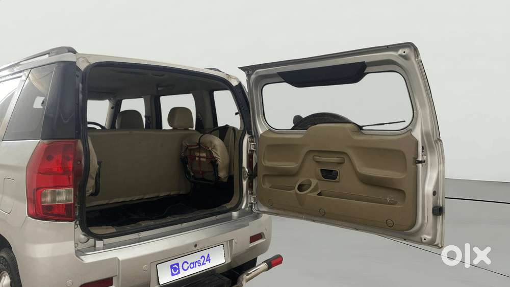 Mahindra Tuv 300 Mhawk100 T8, 2015, Diesel