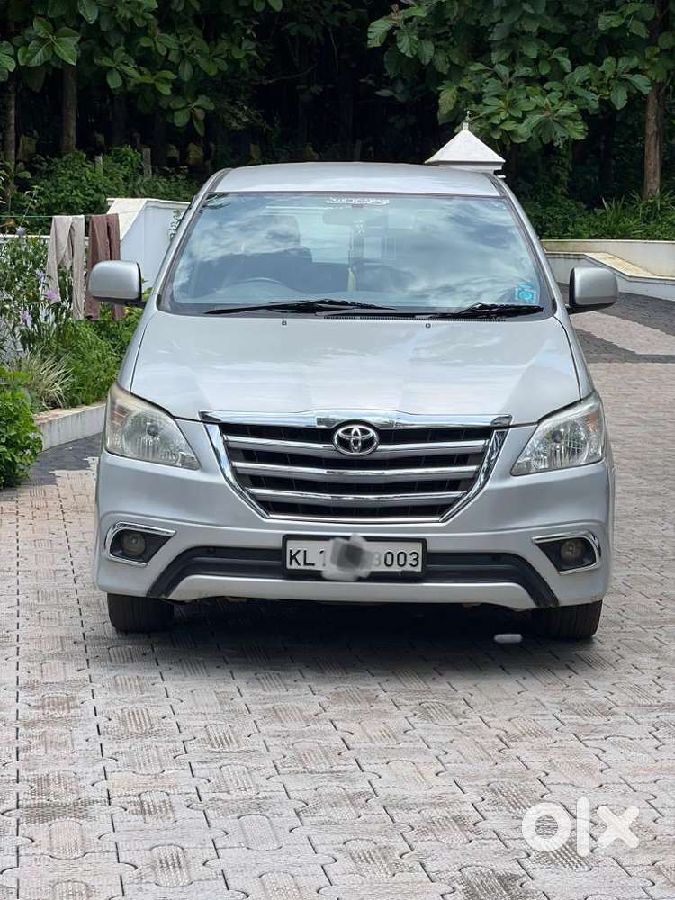 Innova 2012 Excellent Condition New Tyres Insurance Idv