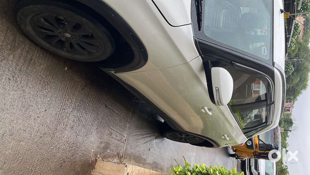 Breeze Zxi Automatic Hybrid Well Maintained By A Professor