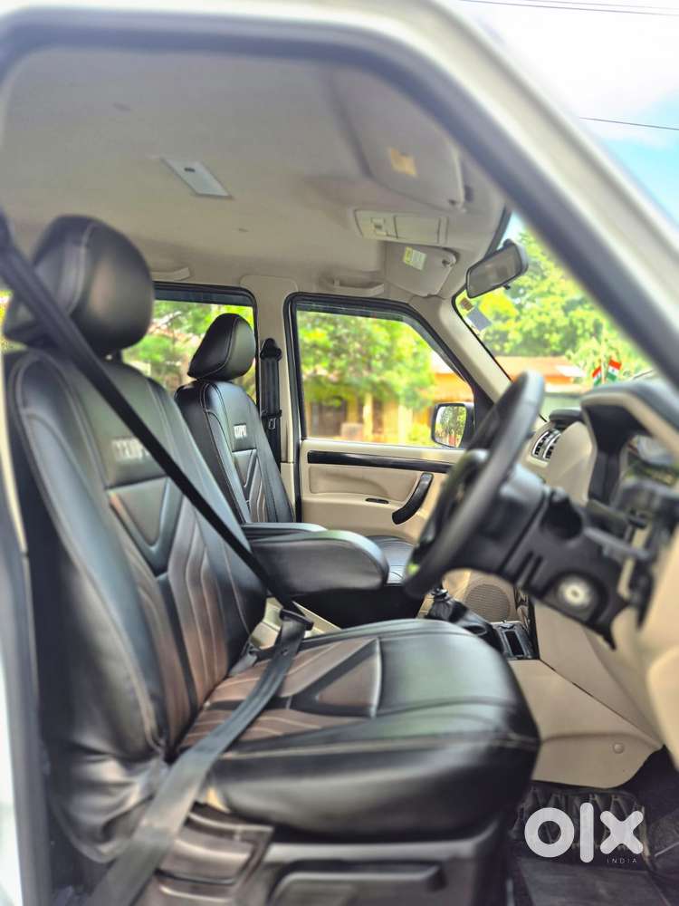 Mahindra Scorpio Classic, 2025, Diesel