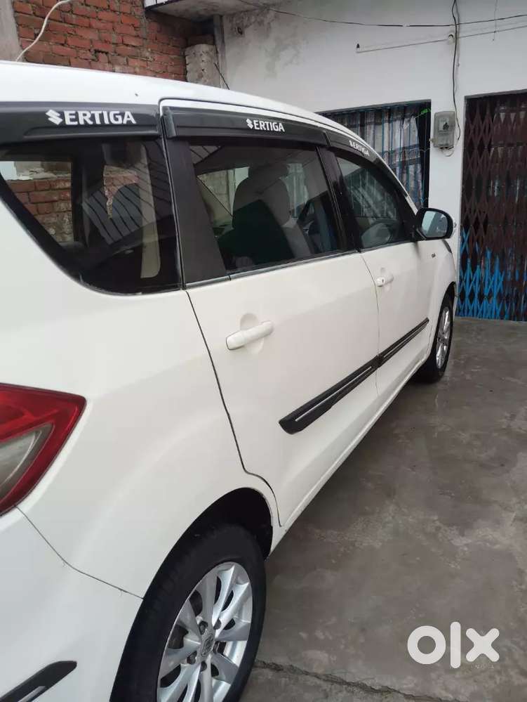 Maruti Suzuki Ertiga Diesel 2015