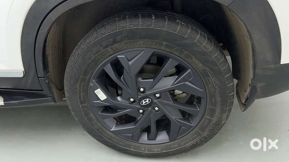 Hyundai Creta Sx (o) 1.5 Petrol Cvt Knight, 2023, Petrol