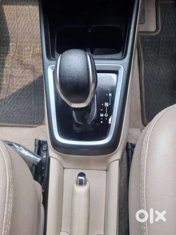 Maruti Suzuki Dzire Zxi Ags, 2022, Petrol