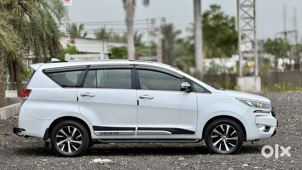Toyota Innova Crysta 2.4 Z 7 Str, 2023, Diesel
