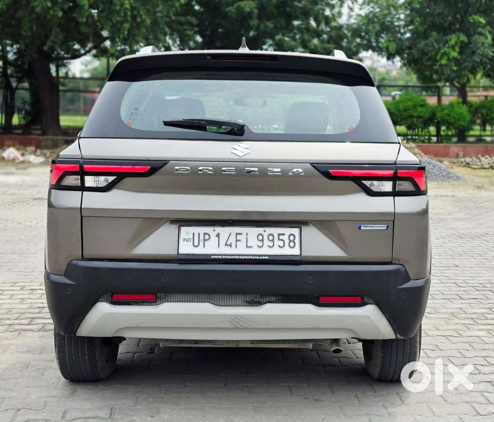 Maruti Suzuki Brezza 1.5 Zxi Smart Hybrid, 2023, Petrol