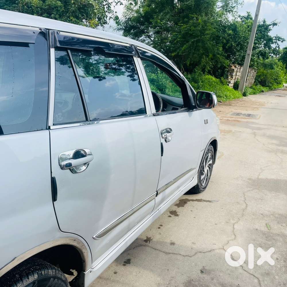 Toyota Innova 2012 Diesel