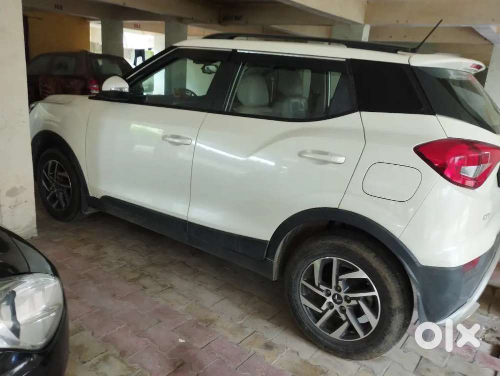 Mahindra Xuv300 W8(o) 2023